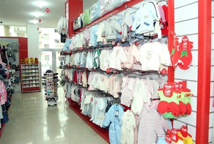 Bakıda BU məşhur mağaza özünü ermənicə TƏBLİĞ EDİR