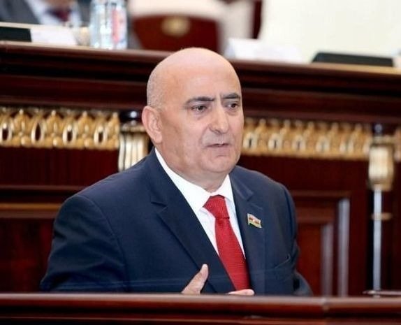 Musa Qasımlı: “Dövlət başçımızın verdiyi qələbə xəbəri milləti sevinc göz yaşlarına bürüdü”