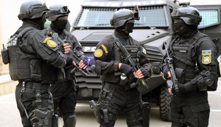 Polis Bakının bu rayonunda ƏMƏLİYYAT KEÇİRDİ - Saxlanılanlar var / VİDEO