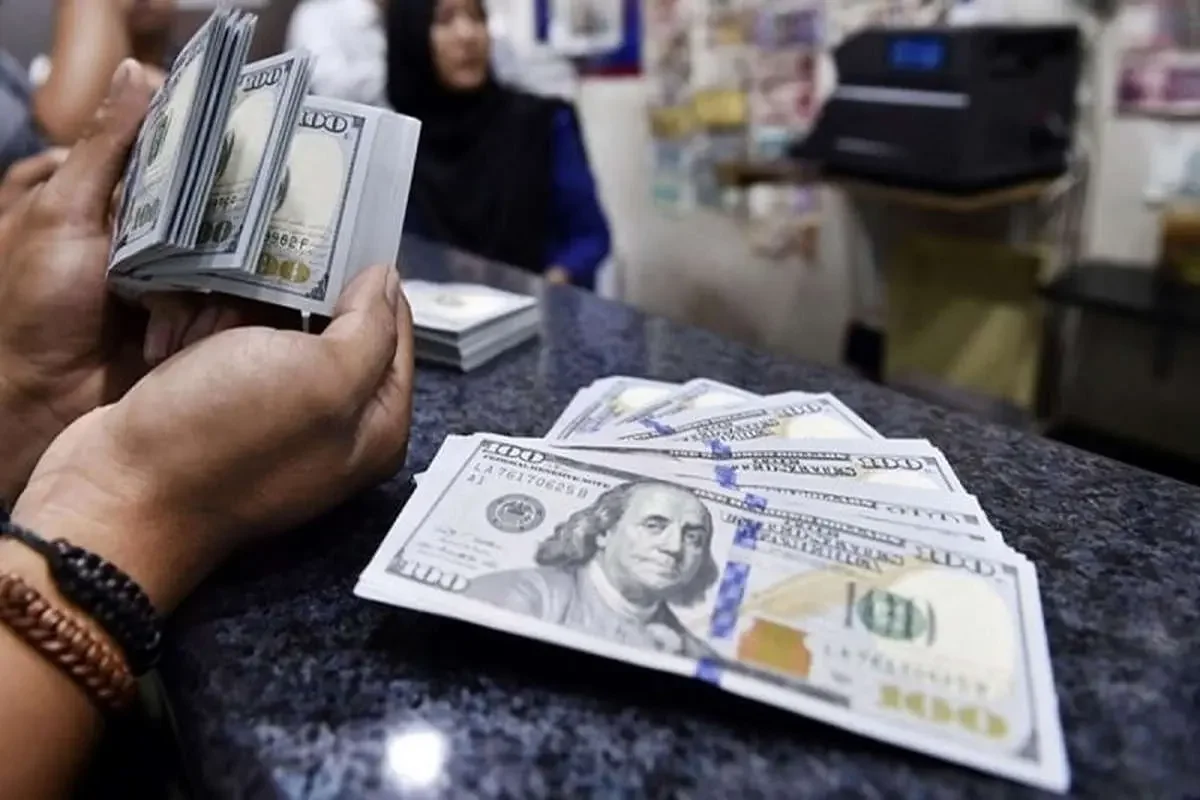 Qonşu ölkələrdə dollar kəskin BAHALAŞIR – Azərbaycanda yaxın 6 AYDA…