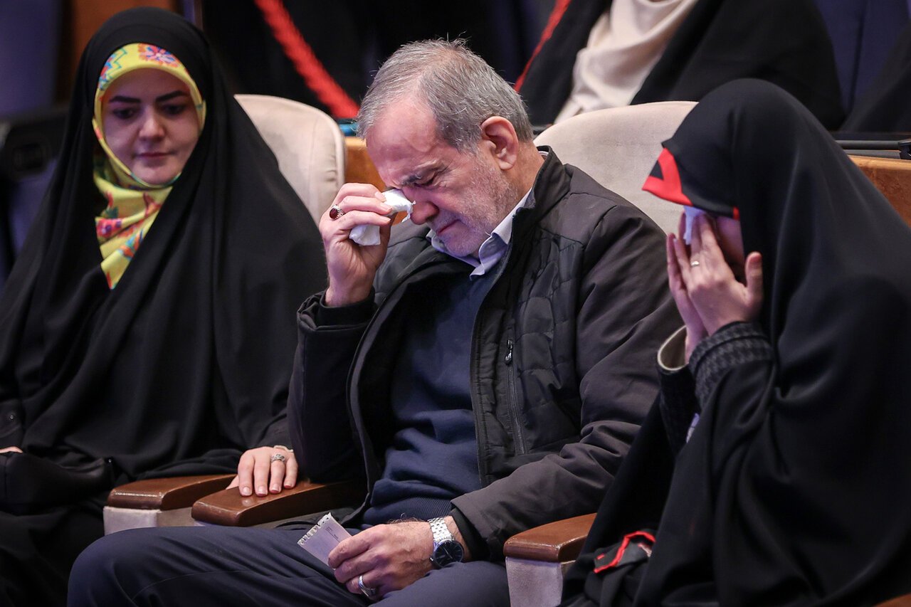 Pezeşkianı AĞLADAN FACİƏ – İran elitasının GÖZ YAŞI OVCUNDADIR