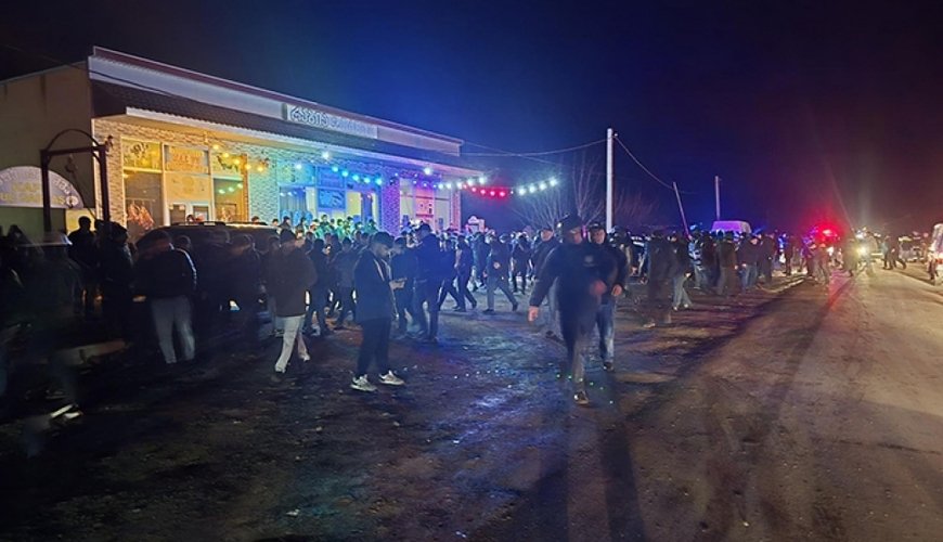 Arıxlı kəndi AYAĞA QALXDI: Xüsusi təyinatlıları ilə TOQQUŞMA - VİDEO