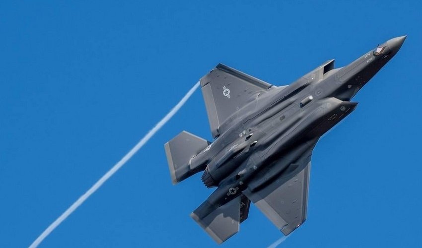 ABŞ və Böyük Britaniya Yəmənin paytaxtı və digər əraziləri bombaladı