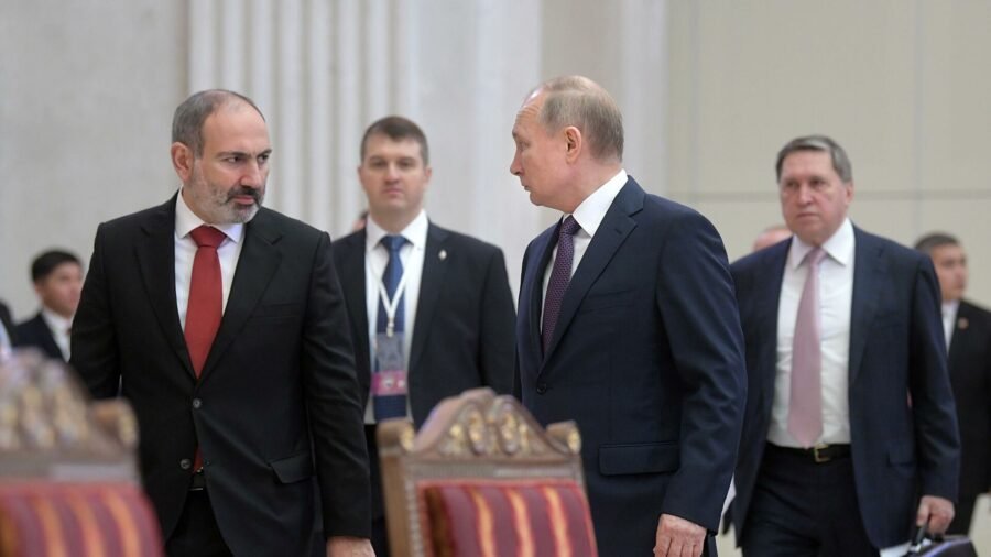 Moskvaya XƏYANƏT: Putin hər şeyi anlayıb, Paşinyan mövqeləri MÖHKƏMLƏNDİRİR