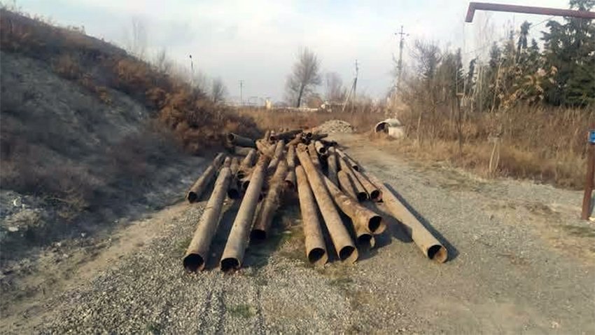 Ucar Su Meliorasiya Sistemləri Birliyinin rəis müavini böyük su boruluranı oğurlatdırıb satdırır/İDDİA
