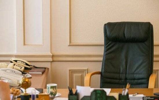 SƏRƏNCAM: Prezident 29 yüksək vəzifəli şəxsi işdən azad etdi - işlərin itirənlər arasında bu tanınmışlar da var