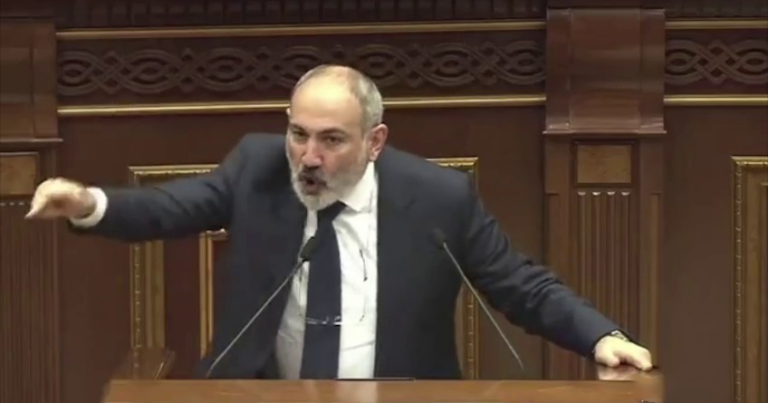 Ermənistanda siyasi "döyüş"lər başlayıb: Müxalif deputatlar Paşinyana "hücum" etdi