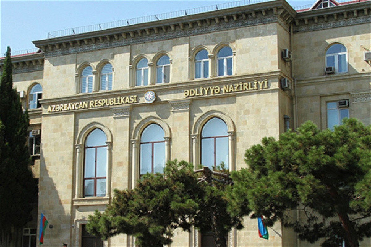 Prezident Ədliyyə Nazirliyi ilə bağlı Fərman imzaladı