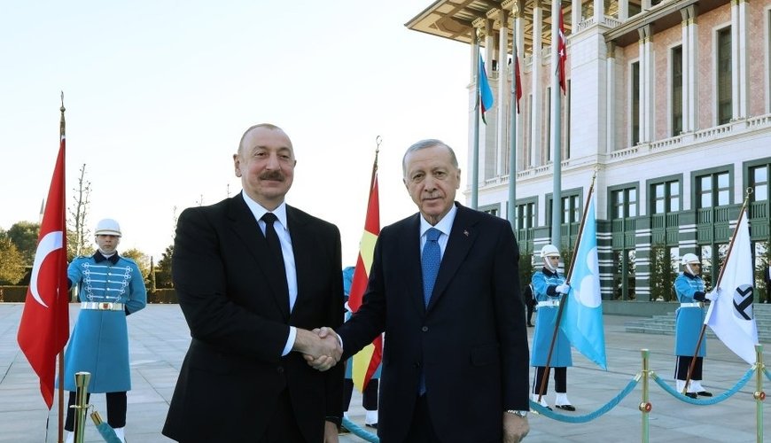 Azərbaycanla Türkiyə Türk dünyasının real qlobal güc mərkəzlərindən çevrilir - ŞƏRH