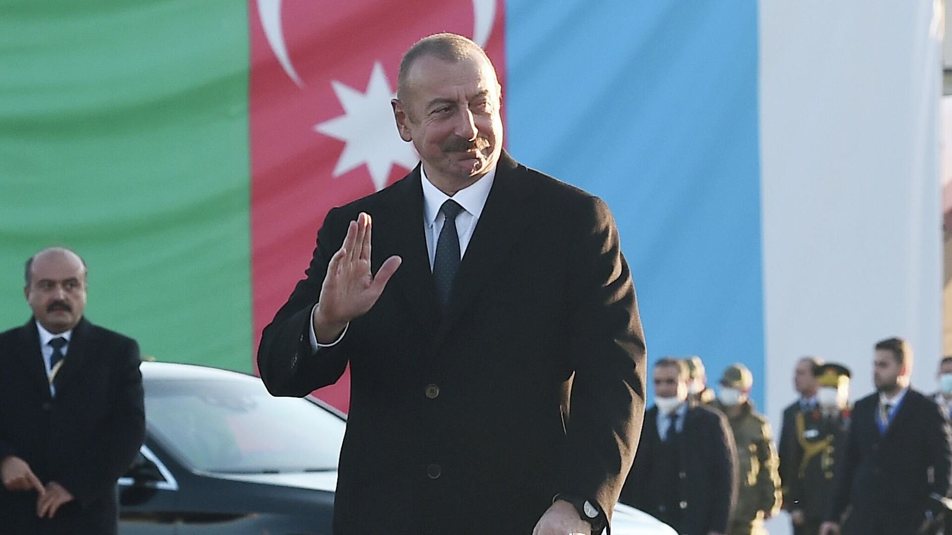 Dünya nizamı DƏYİŞİR – Daha bir Avropa ölkəsi Bakı ilə YAXINLAŞIR