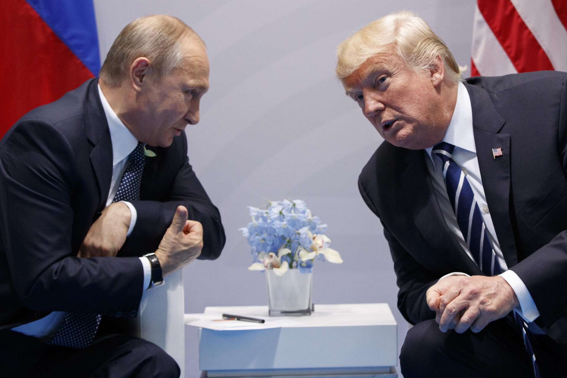Təkcə Ukrayna DEYİL: Trampla Putin arasındakı sərfəli "BAZARLIĞIN" detalları AÇIQLADI