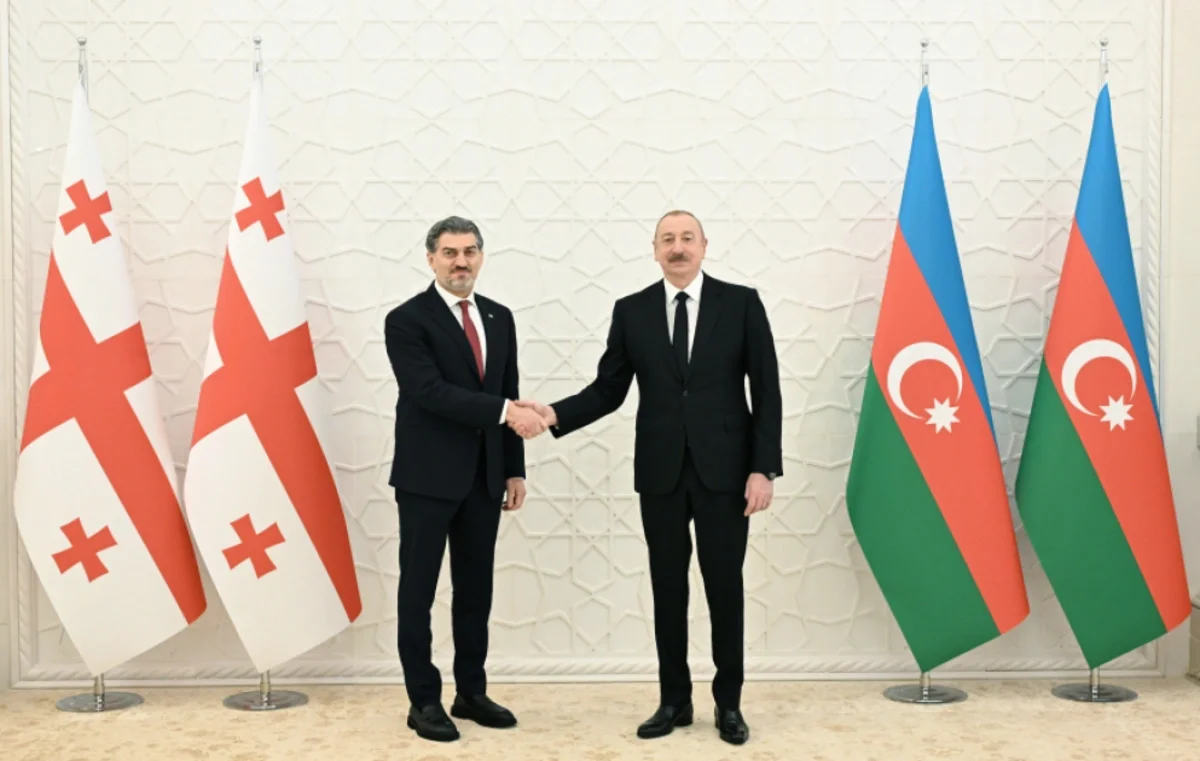 İlham Əliyev Mixeil Kavelaşvilini təbrik etdi