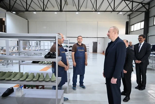 Prezident "PIRSHAGHI" ayaqqabı fabrikinin Laçın filialının açılışında iştirak edib