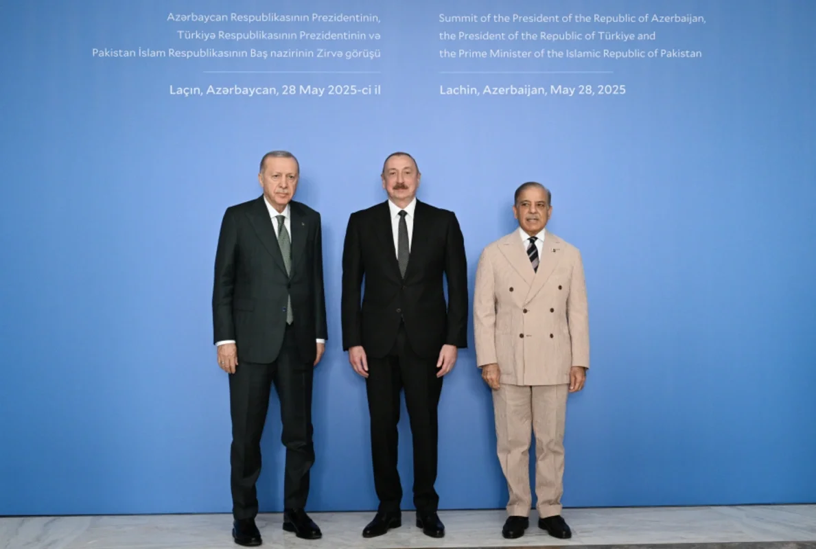 Laçında Azərbaycan və Türkiyə Prezidentlərinin, Pakistanın baş nazirinin Zirvə görüşü keçirilir