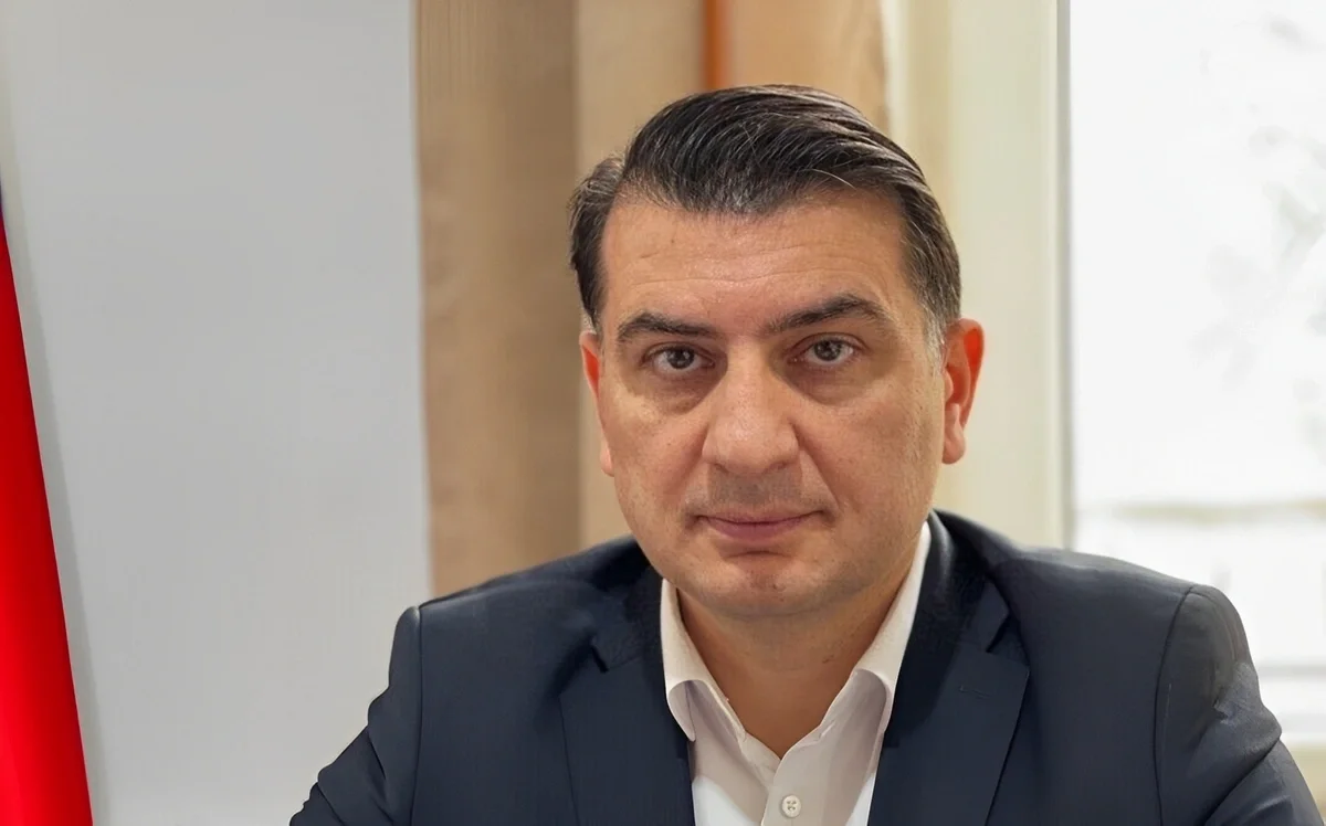 Azər Qasımlının məhkəməsi başladı