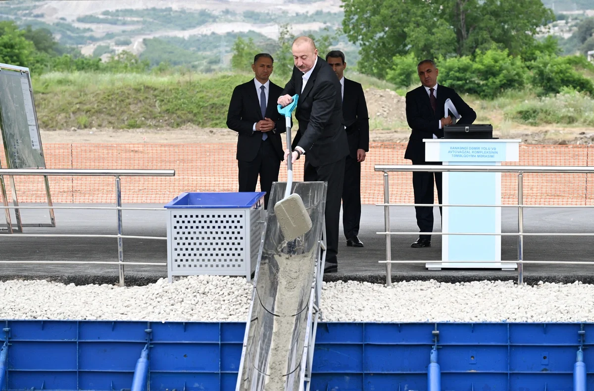 Xankəndi Dəmir Yolu və Avtovağzal Kompleksinin təməli qoyulub