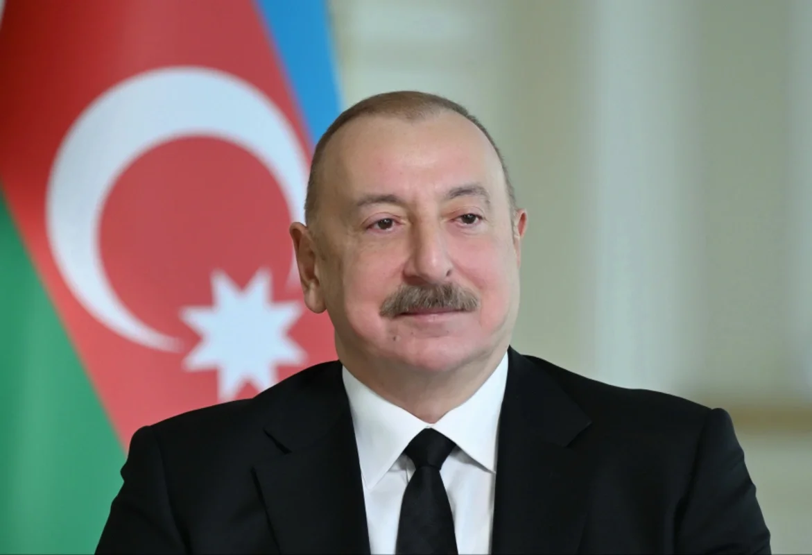 İlham Əliyev Donald Trampı təbrik etdi