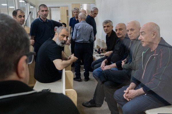 Şükürov ona işgəncə verən ermənilərin adlarını çəkdi - MƏHKƏMƏ (FOTOLAR)
