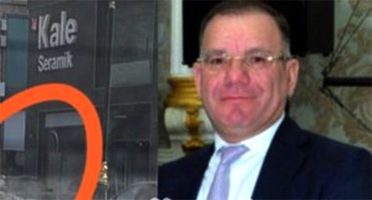 Piyada yolu ZƏBT EDİLDİ: Fikrət Hacıyevin “Kale Seramik” mağazasının qarşısında..