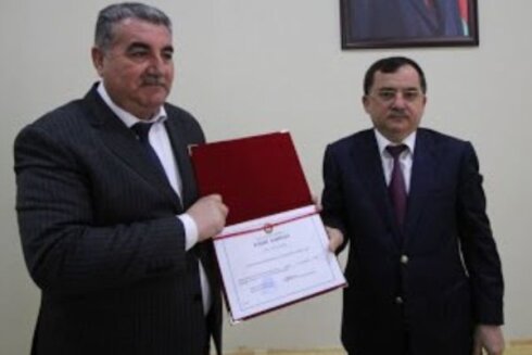 Qazaxda 10 manatlıq şirkətlərə iri miqyaslı vəsait köçürülür / İcra Başçısı Rəcəb Babaşovun nümayəndəsi Akif Vəliyev imza atıb+ FOTOFAKT