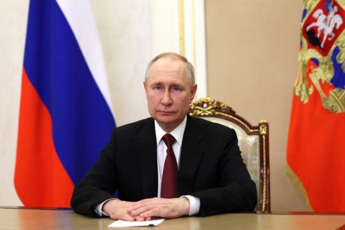 Putin: BƏƏ Trampla görüş üçün münasib yerlərdən biridir