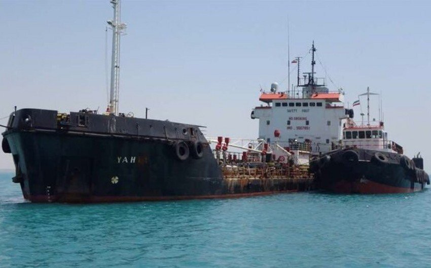 İran qaçaqmal yanacaq daşıyan tankeri SAXLAYIB