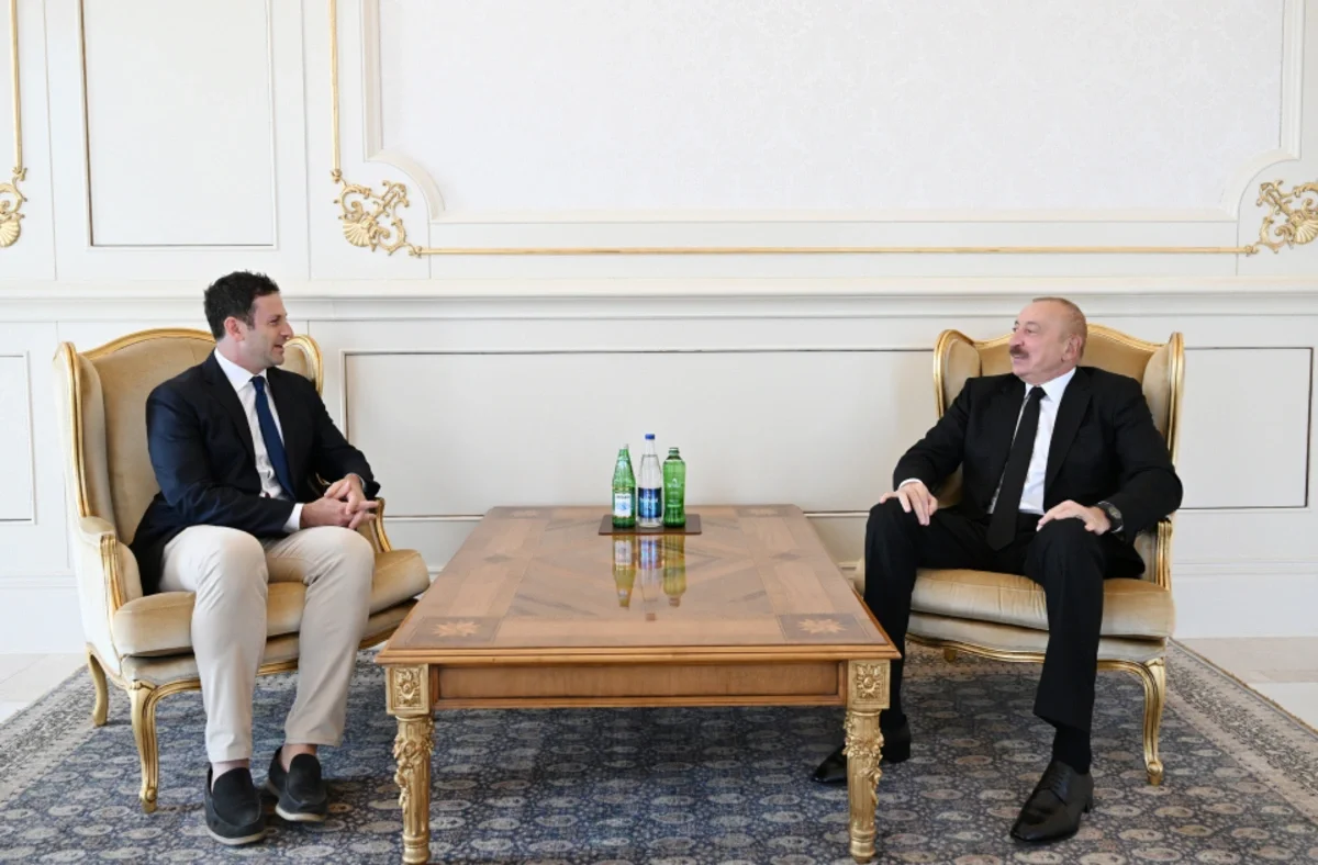 İlham Əliyev "The Goldman Sachs Group Inc." şirkətinin qlobal məsələlər üzrə prezidentini qəbul edib