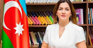 Bakıda məktəb direktoru qeyri-adi səbəbə görə işdən ÇIXDI - TƏFƏRRÜAT