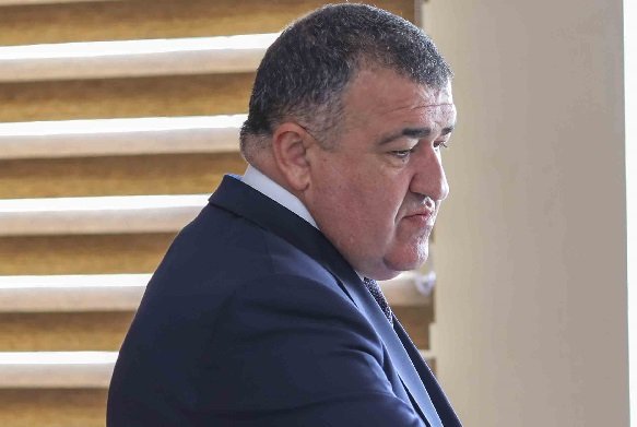 Rafiq Quliyev qanunsuz tikinityə necə icazə verib? FHN-i tikintini dayandırdı