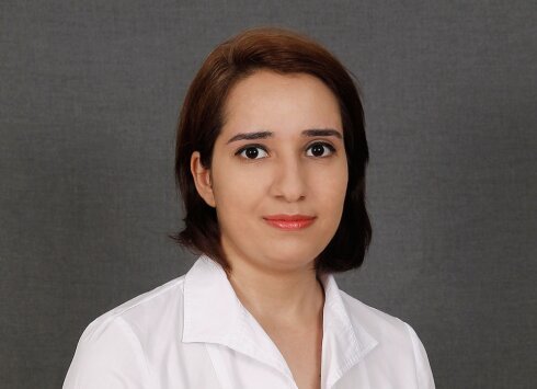 Elmlər doktoru Milli Oftalmologiya Mərkəzinin həkimindən şikayətçidir – “QİSAS ALMAQ ÜÇÜN GÖZLƏRİMİ ŞİKƏST ETDİ”