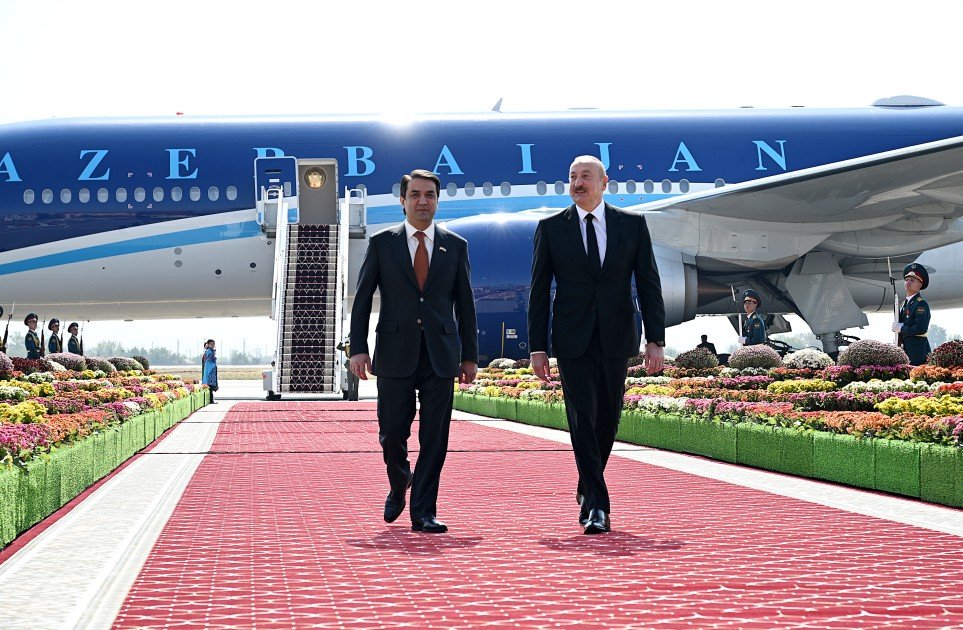 Prezident İlham Əliyev Tacikistanda səfərdədir - Fotolar