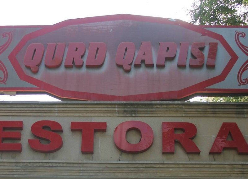 “Qurd Qapısı” restoranında “siyasi söhbətlər” aparılır?