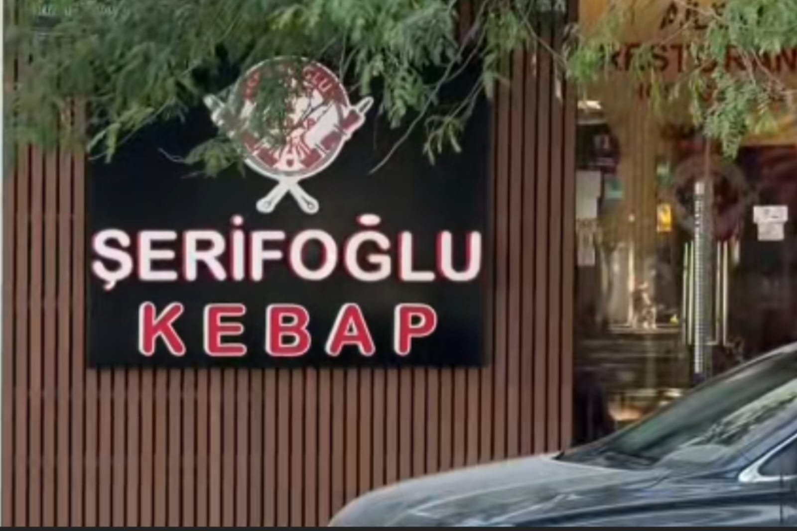“Şərifoğlu” restoranı vergidən yayınır: “kartdan-karta” üsulu ilə ödəniş