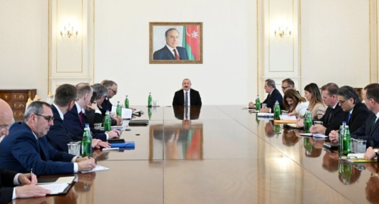 Prezident İlham Əliyev NATO nümayəndə heyətini qəbul edib