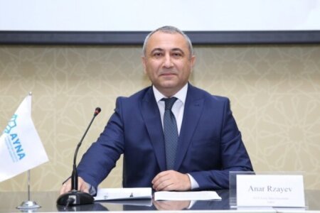 Bu foto AYNA-nın rüşvətxorluğunun sübutudur - FOTO