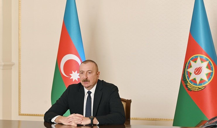 İlham Əliyev İƏT D-8 media forumunun iştirakçılarına müraciət ünvanlayıb