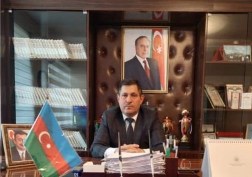 Elşad Quliyev kollecin texnikalarını və komputerləri evinə aparıb: Hüquq mühafizə orqanları araşdırma aparır