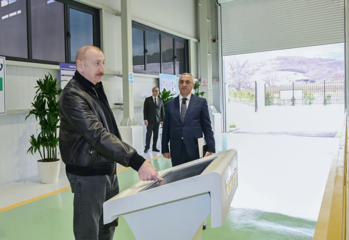 İlham Əliyev Ağdərə rayonunda "Qozlukörpü" Su Elektrik Stansiyasının açılışında iştirak edib