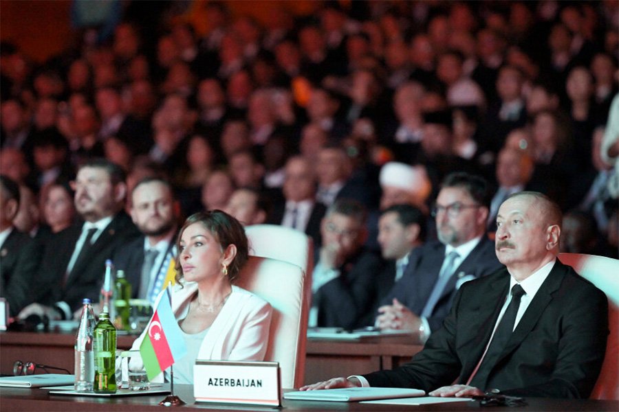 Gələcəyə hesablanmış STRATEJİ DÜŞÜNCƏ: Bakıda insanların yaşam keyfiyyəti MÜZAKİRƏ OLUNUR